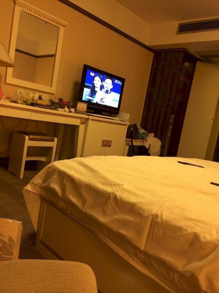 Yantai Asia Hotel Εξωτερικό φωτογραφία