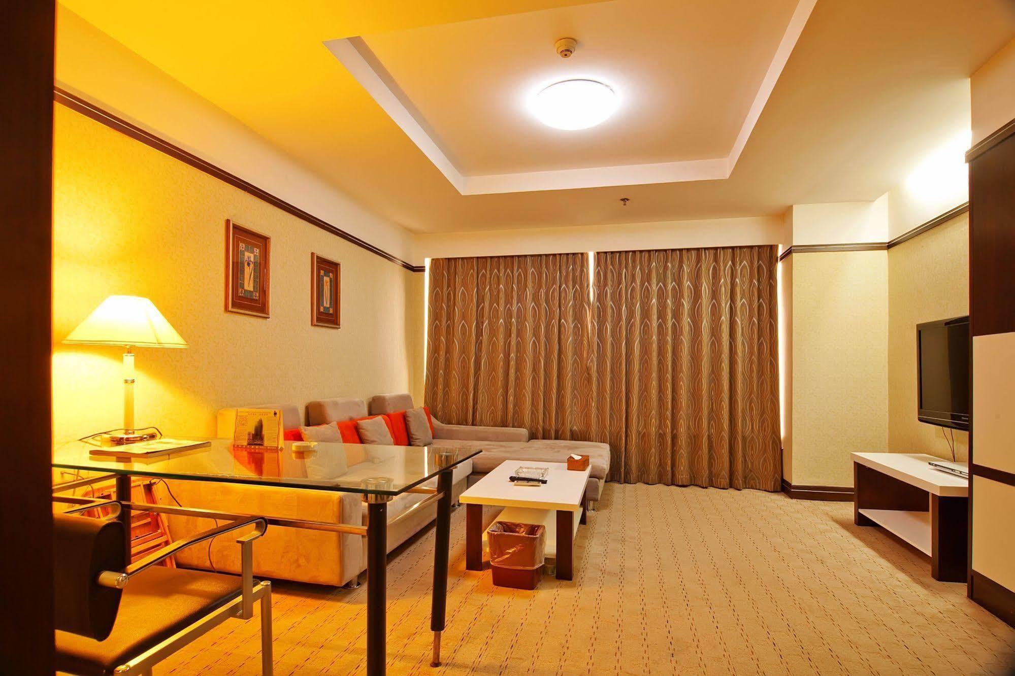 Yantai Asia Hotel Εξωτερικό φωτογραφία