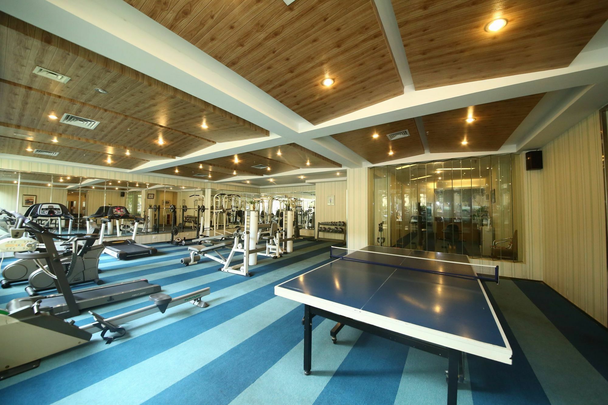 Yantai Asia Hotel Εξωτερικό φωτογραφία